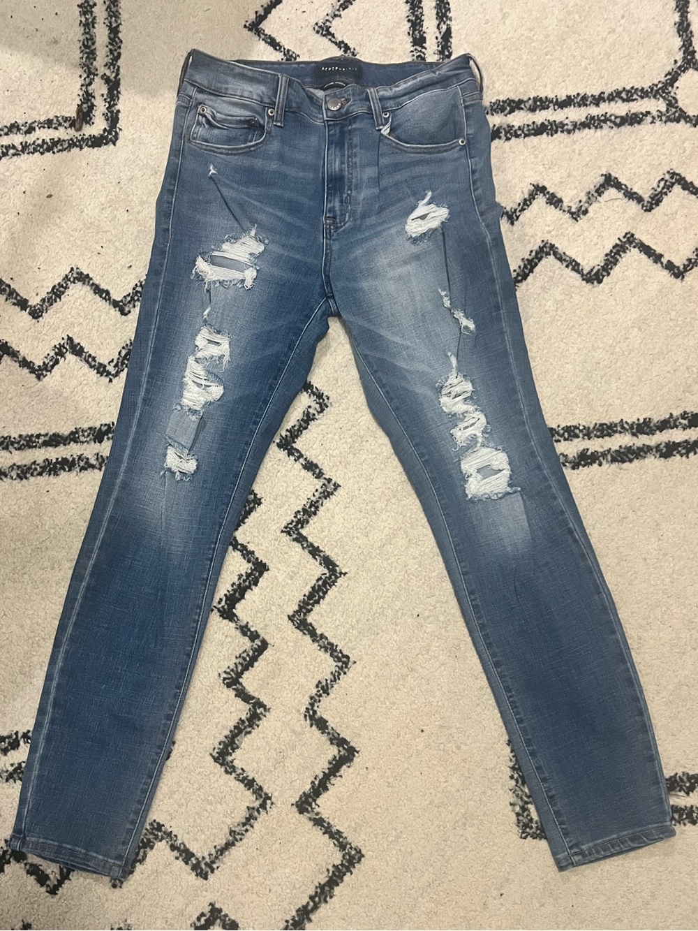 Aeropostale Distressed Light Blue Skinny Jeans